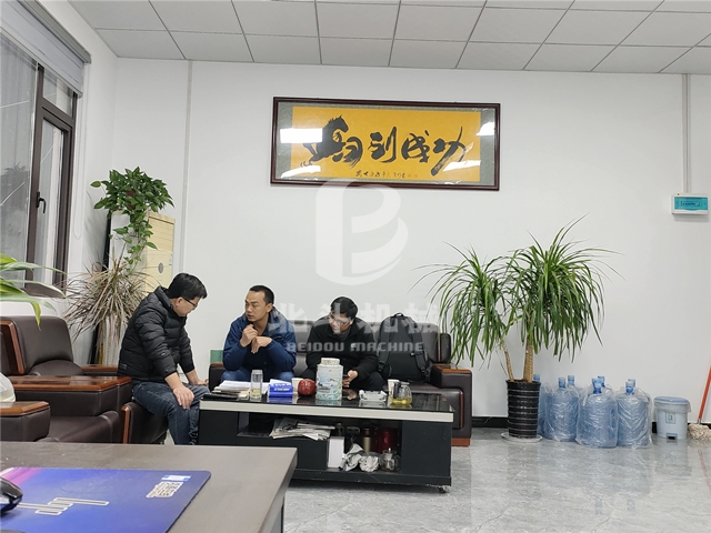 江西客戶實地考察鋰電池91免费成人大片